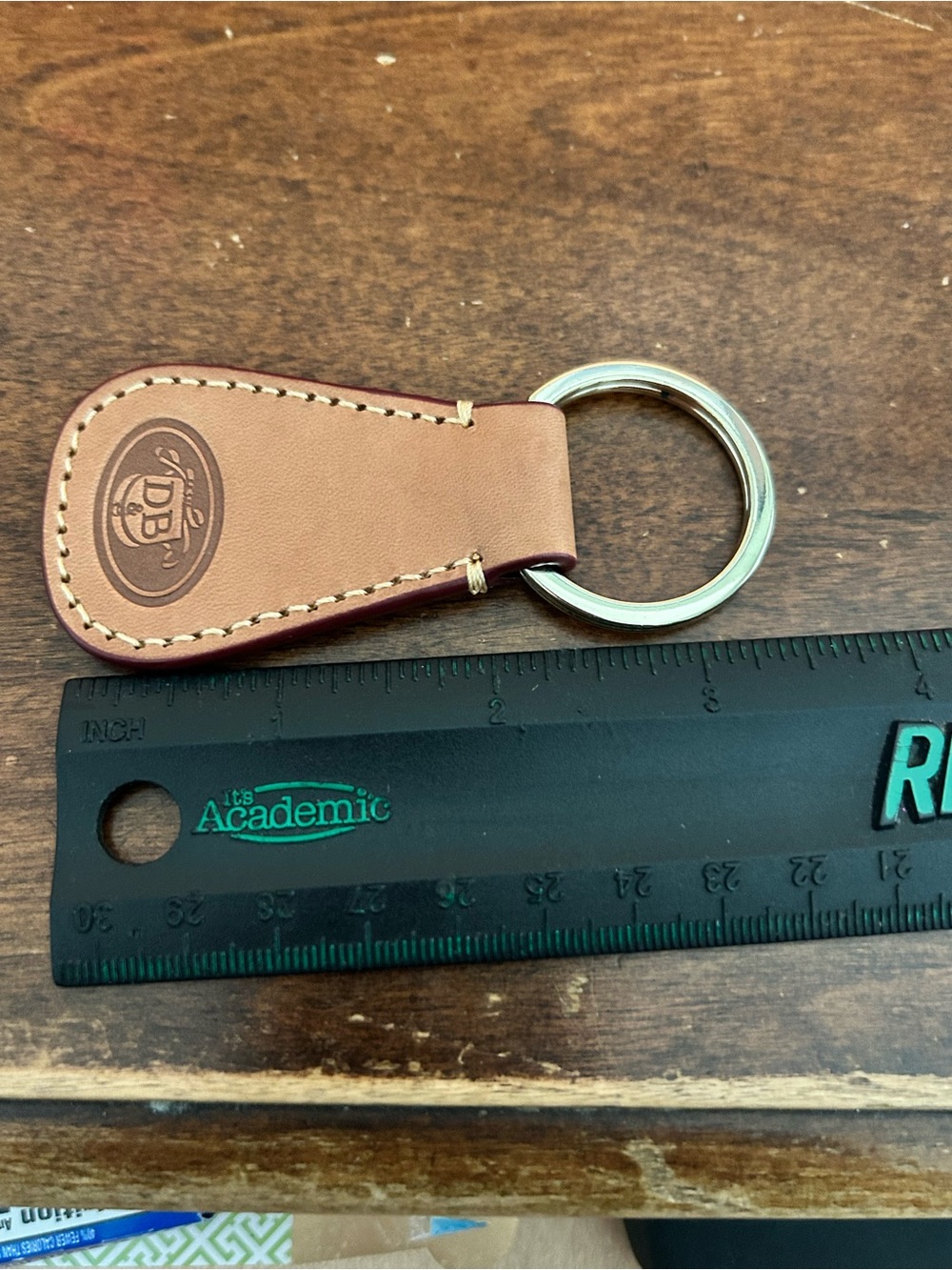 Vintage DOONEY & BOURKE Light Brown Leather Keychain FOB DB Embossed Keyring - Picture 3 of 3